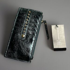 INC INTERNATIONAL CONCEPTS Hazell Green Gold Hardware Cardcase Wallet Zipper NEW